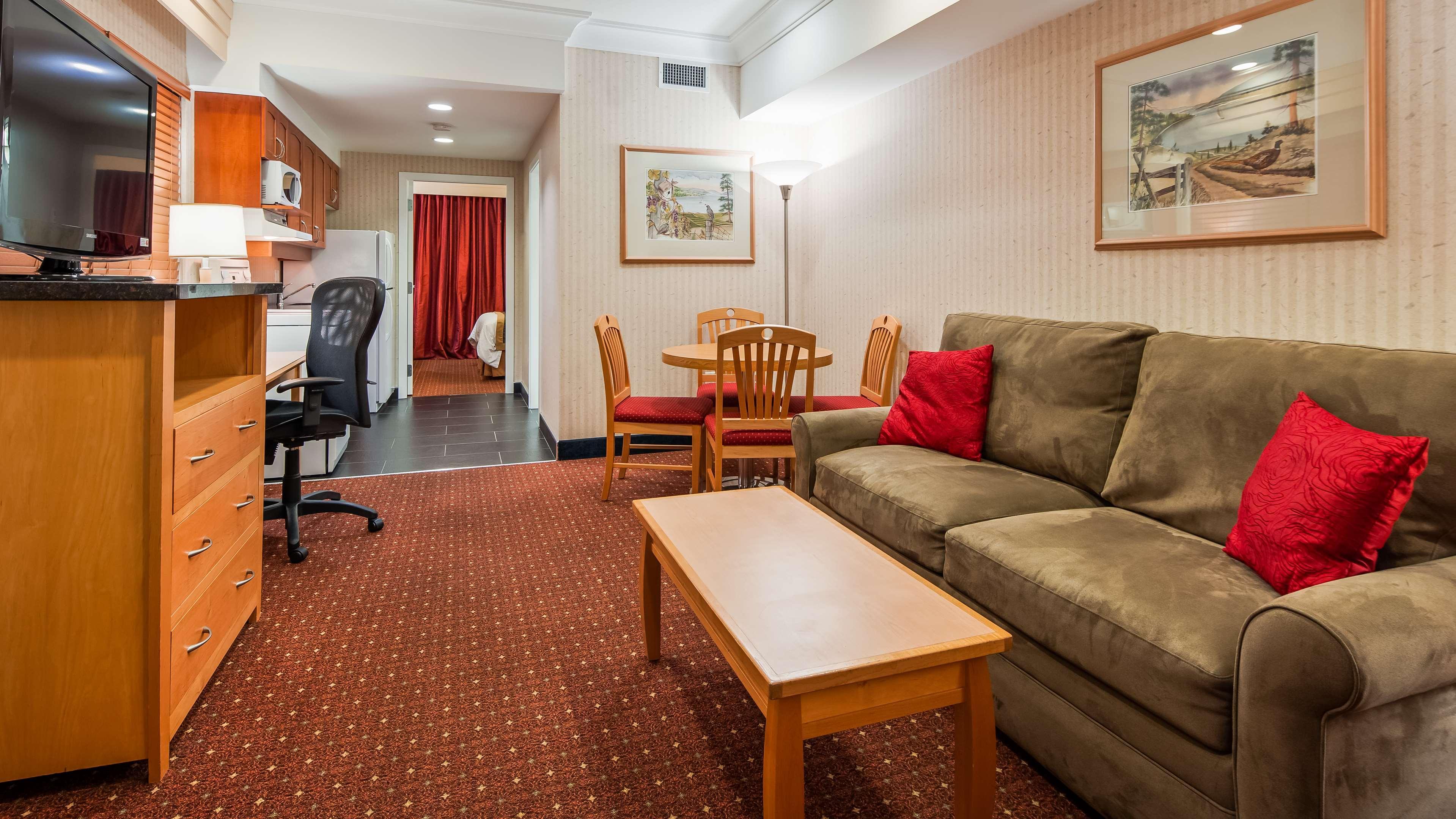 Best Western Plus Kelowna Hotel & Suites Luaran gambar