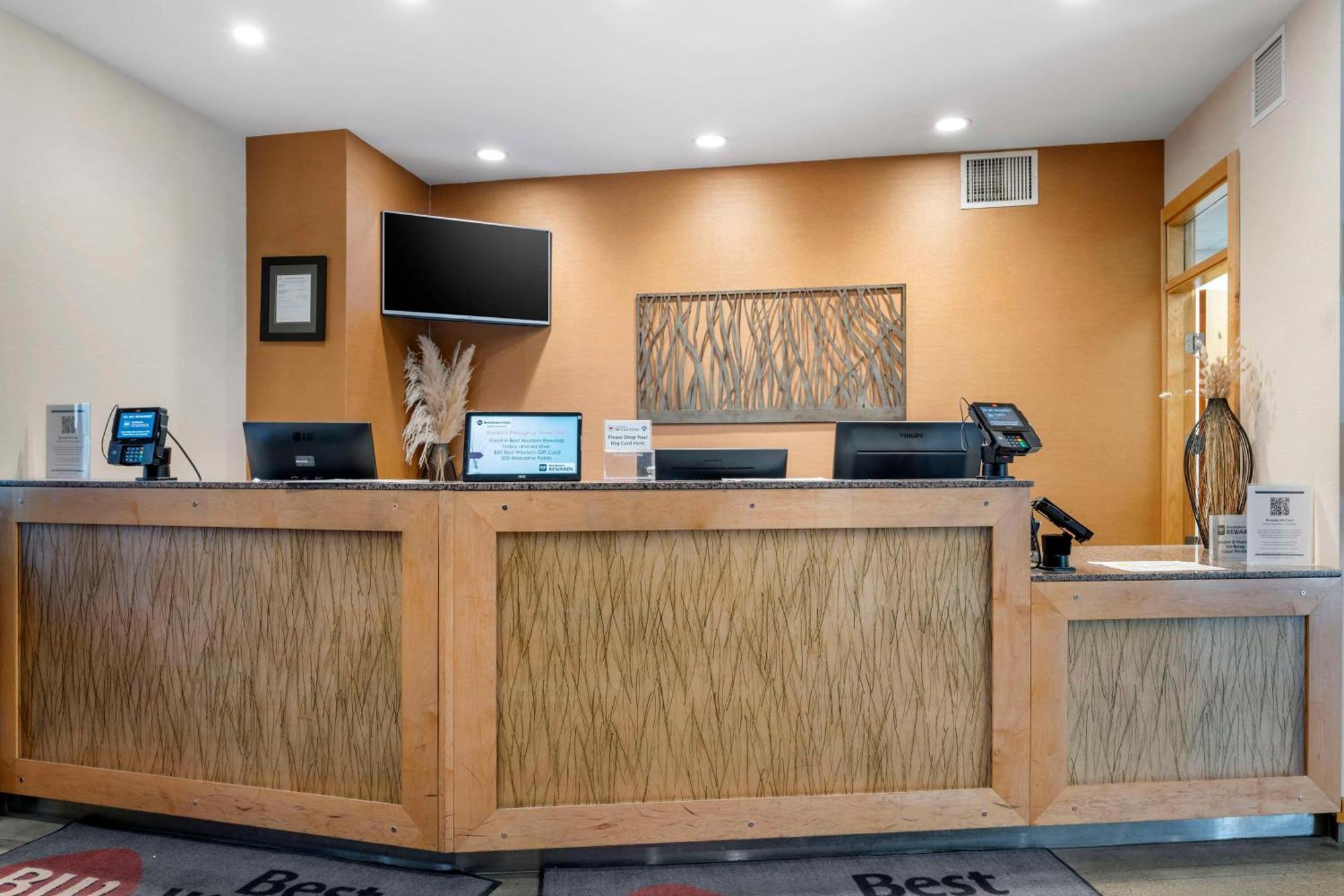 Best Western Plus Kelowna Hotel & Suites Luaran gambar